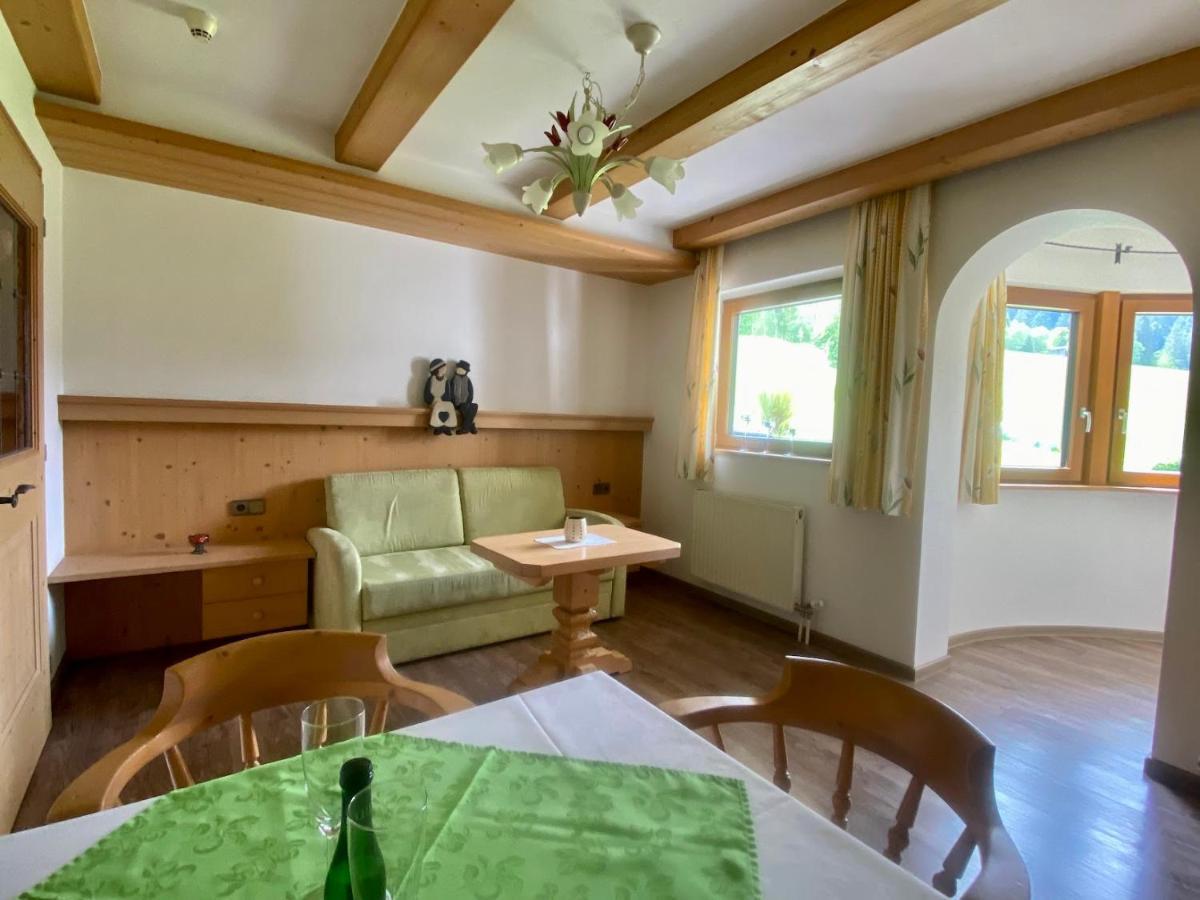Hotel Landhaus Marchfeld Oberau Bagian luar foto