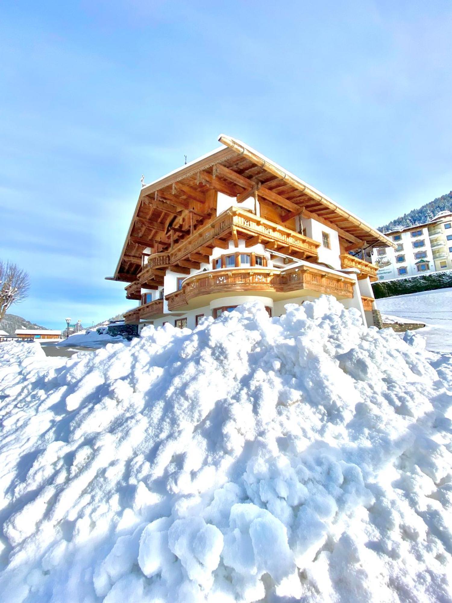 Hotel Landhaus Marchfeld Oberau Bagian luar foto