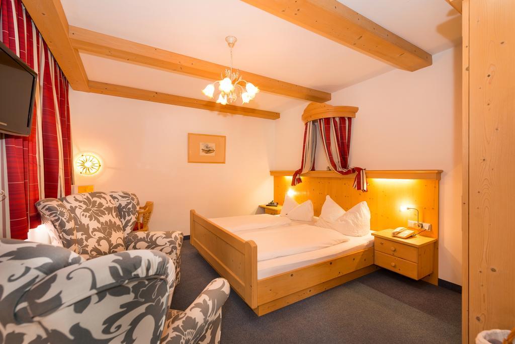 Hotel Landhaus Marchfeld Oberau Bagian luar foto